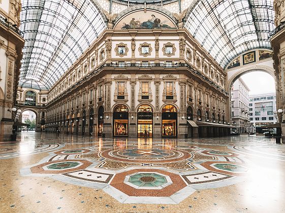 galerie pres du duomo a milan