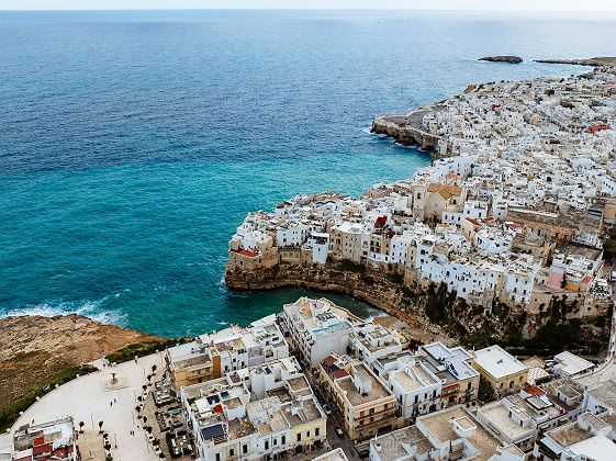 vue aerienne polignano a mare