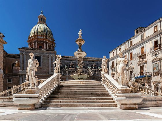 piazza pretoria a palerme