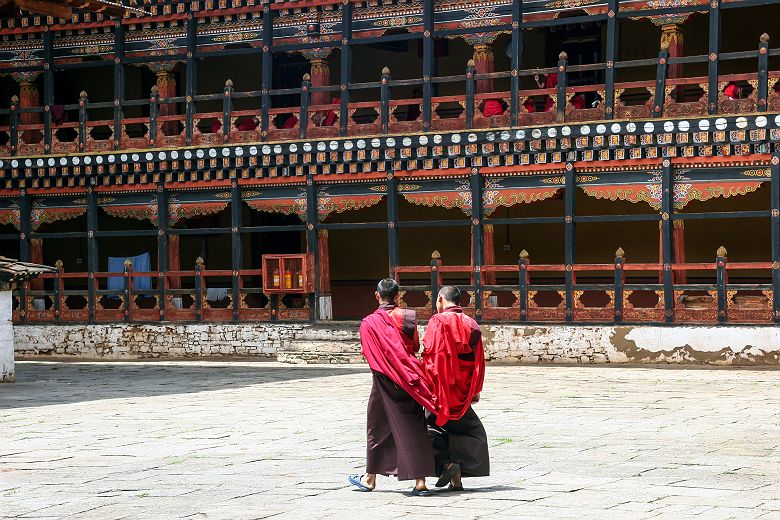 Moines au monastère de Rinpung dzong, Paro - Bhoutan