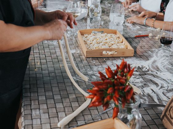 Atelier extérieur de pâtes Toscane