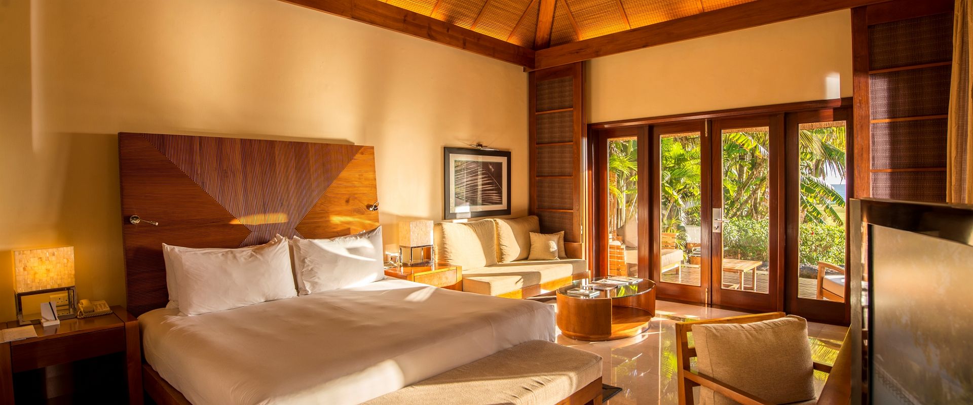 shanti maurice resort  spa   oceanview double suite pool villa   ile maurice