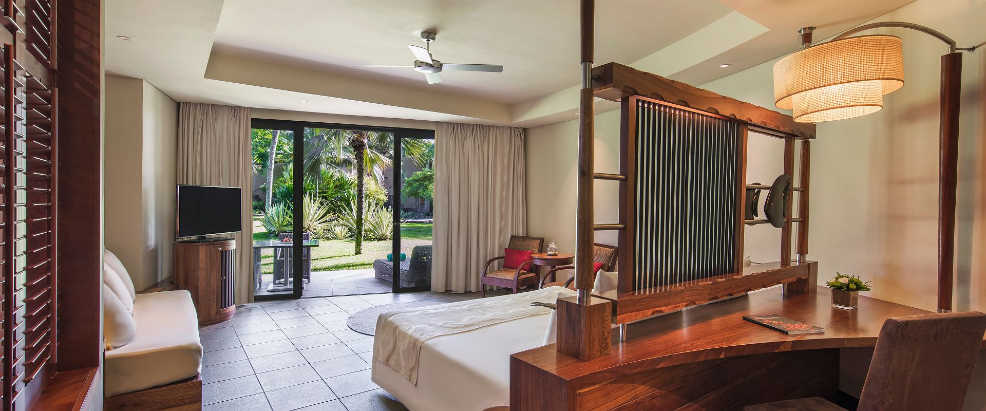 suite junior tropicale   trou aux biches beachcomber maurice
