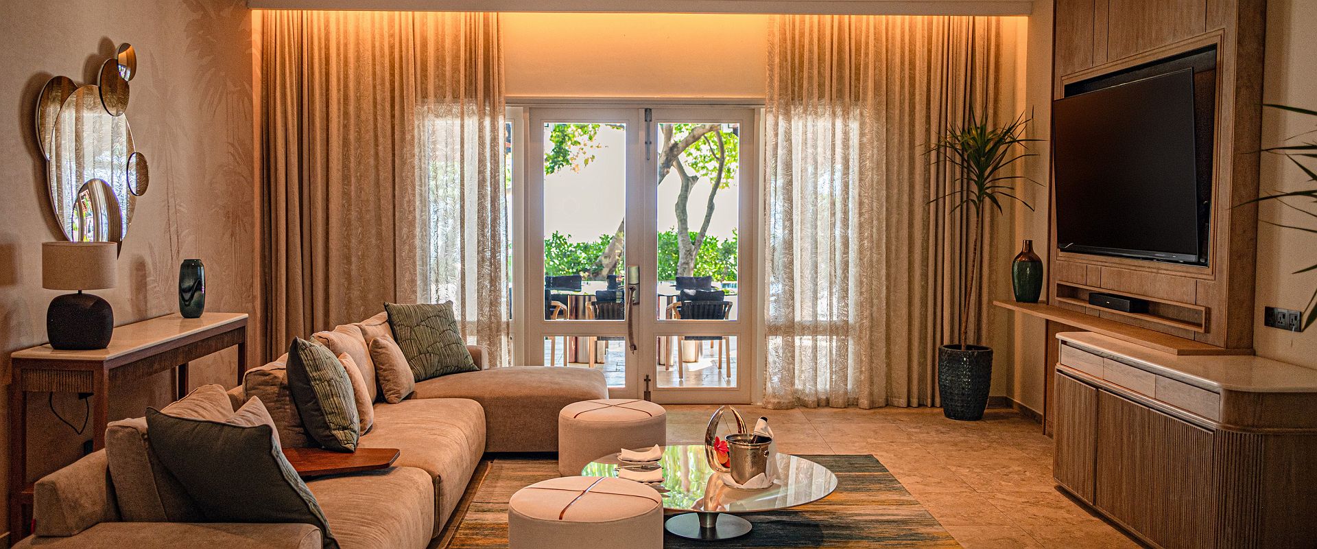 maradiva villa resort  spa   presidential pool villa   ile maurice