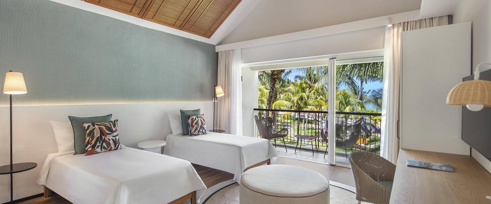 victoria beachcomber   2 bedroom family apartment   ile maurice
