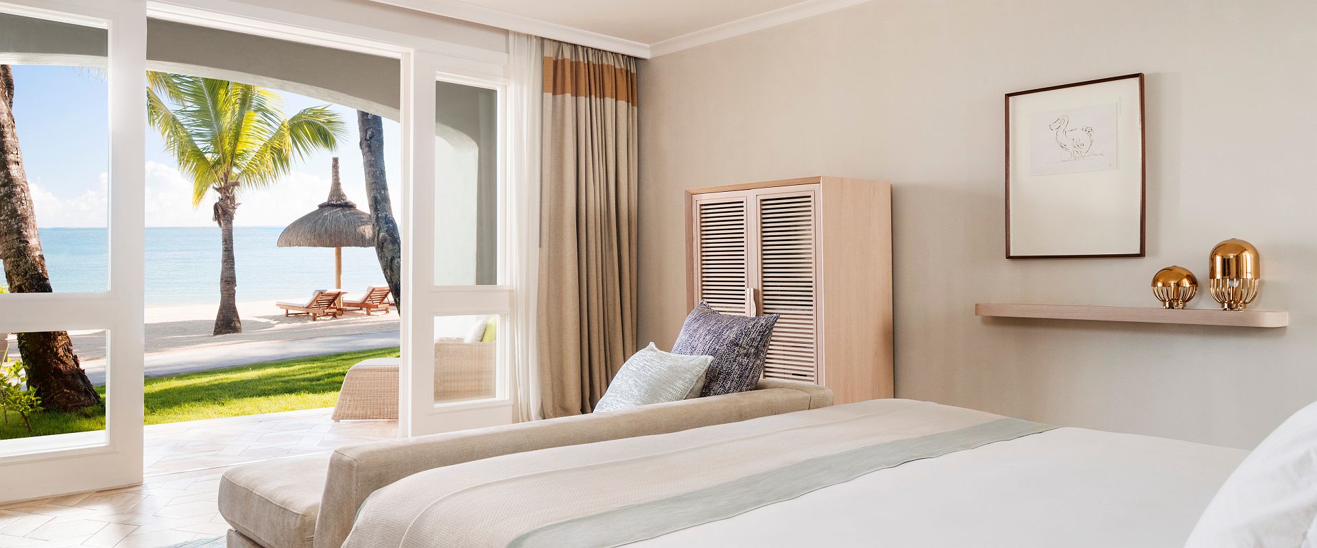 chambre front de mer   oneonly le saint geran maurice