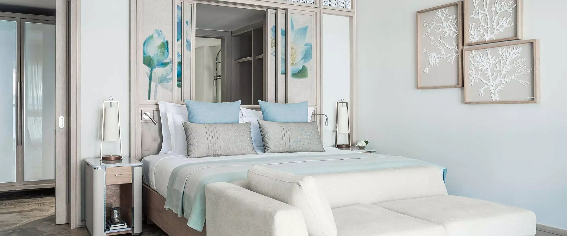 one  only le saint geran   beachfront balcony junior suite   ile maurice