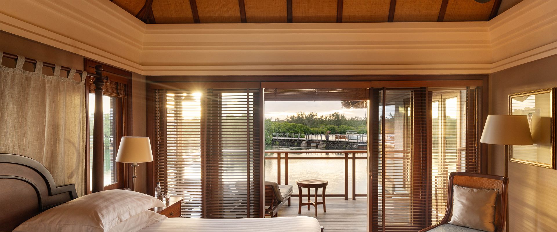 villa sur pilotis   constance prince maurice