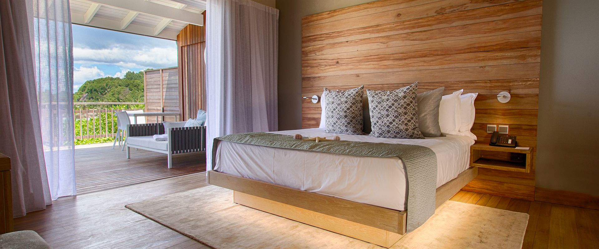 ocean view chalet   carana beach seychelles