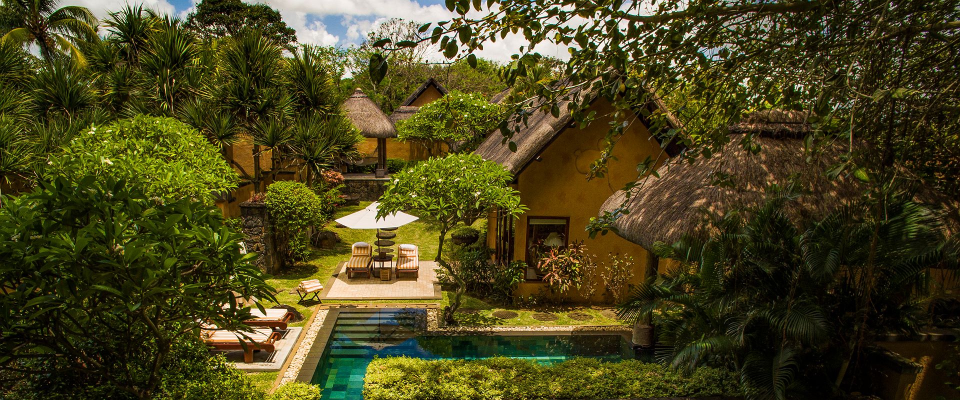 oberoi beach resort mauritius   two bedroom luxury villa with private pool   ile maurice