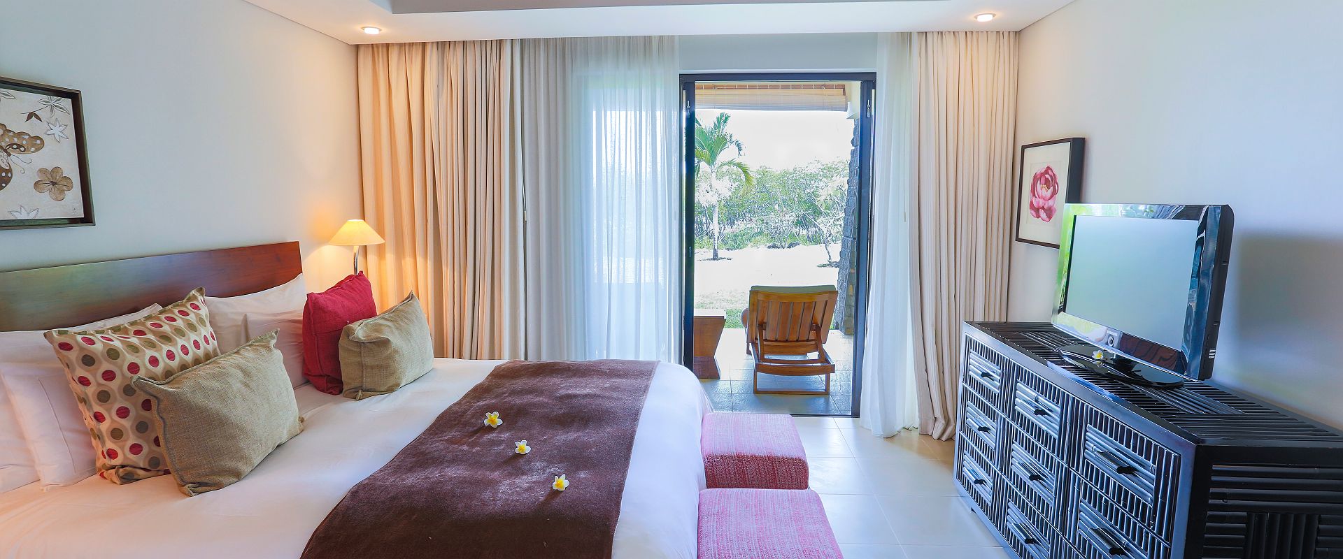 the bay club at anahita   ile maurice   prestige suite