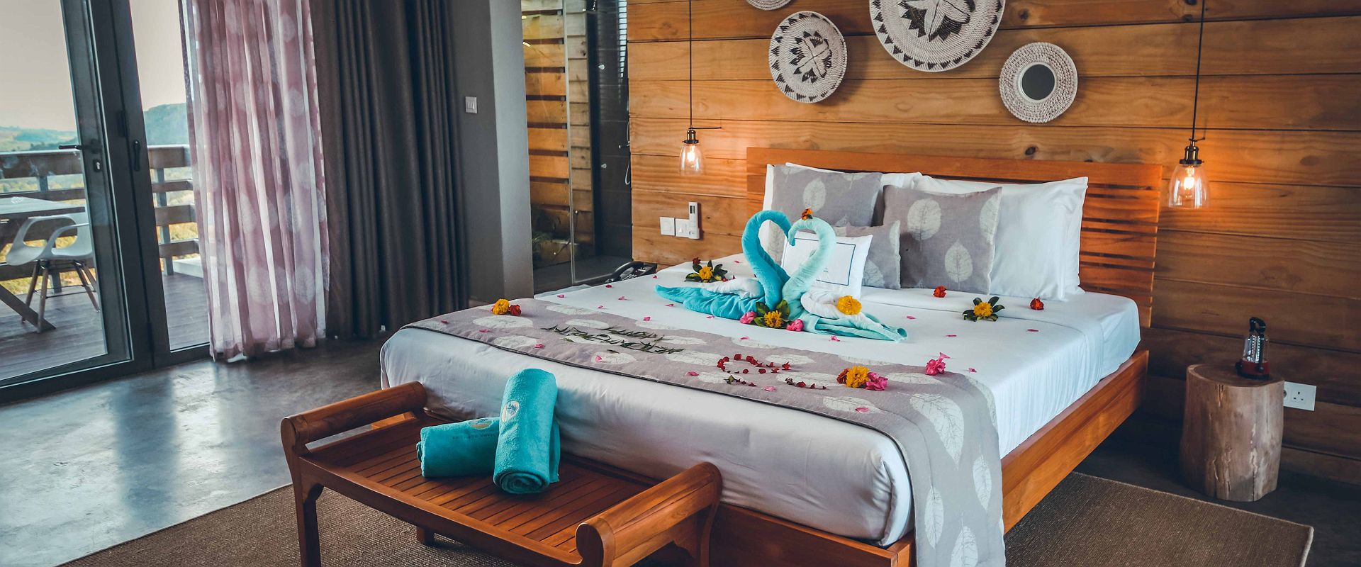 chalets chamarel   deluxe ocean view   ile maurice