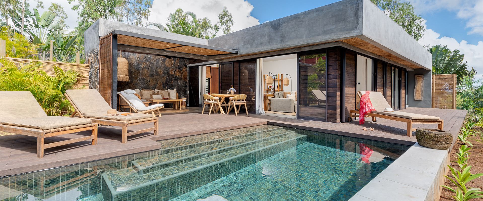 lakaz chamarel  private villa   ile maurice