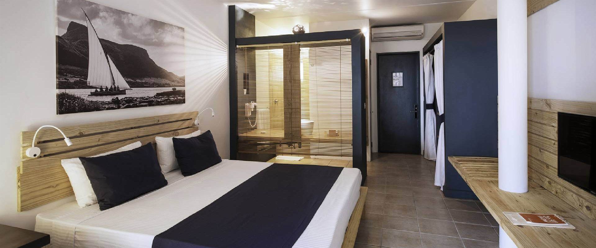 veranda pointe aux biches   comfort room   ile maurice