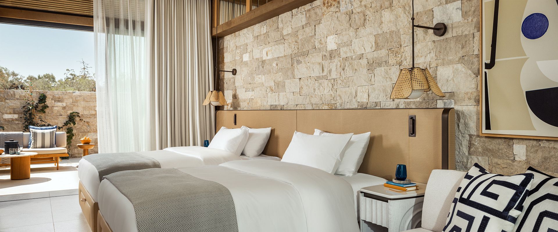 oneonly   aesthesis bungalow seafront   grece