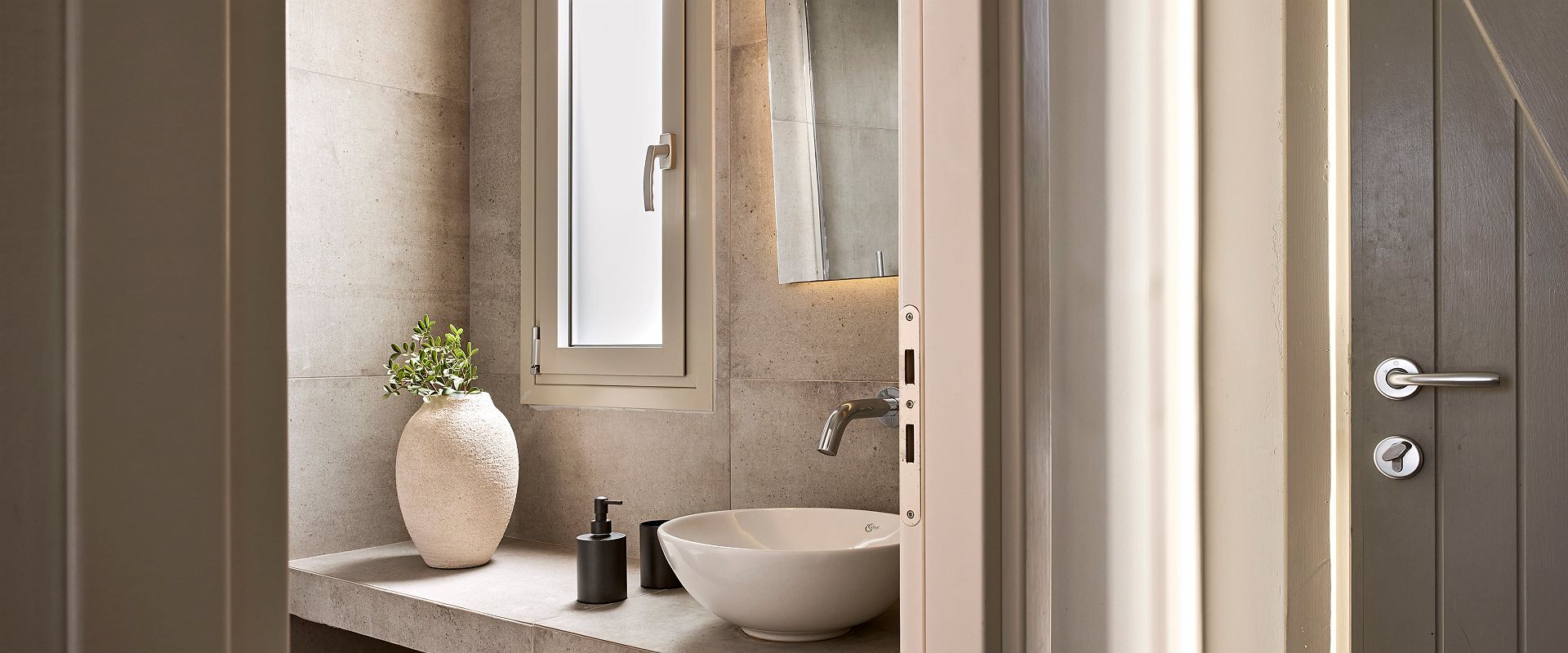 milos sea resort   standard double room  grece