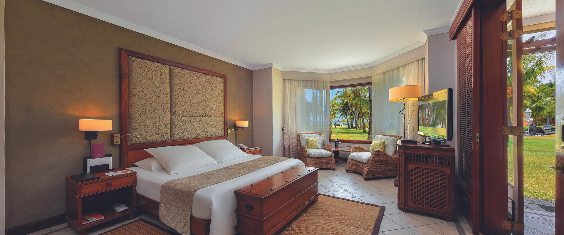 dinarobin beachcomber   2 bedroom family suite   ile maurice