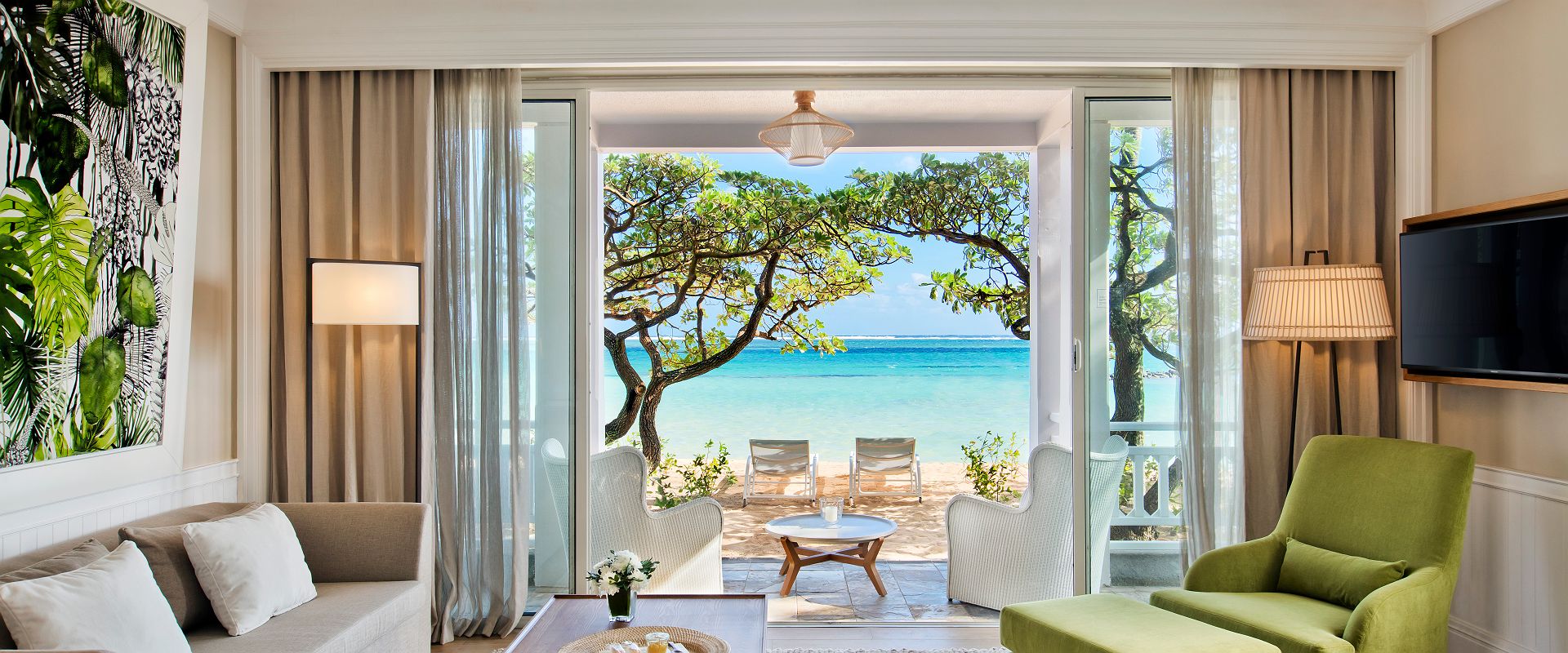 heritage telfair   deluxe beachfront suite   ile maurice