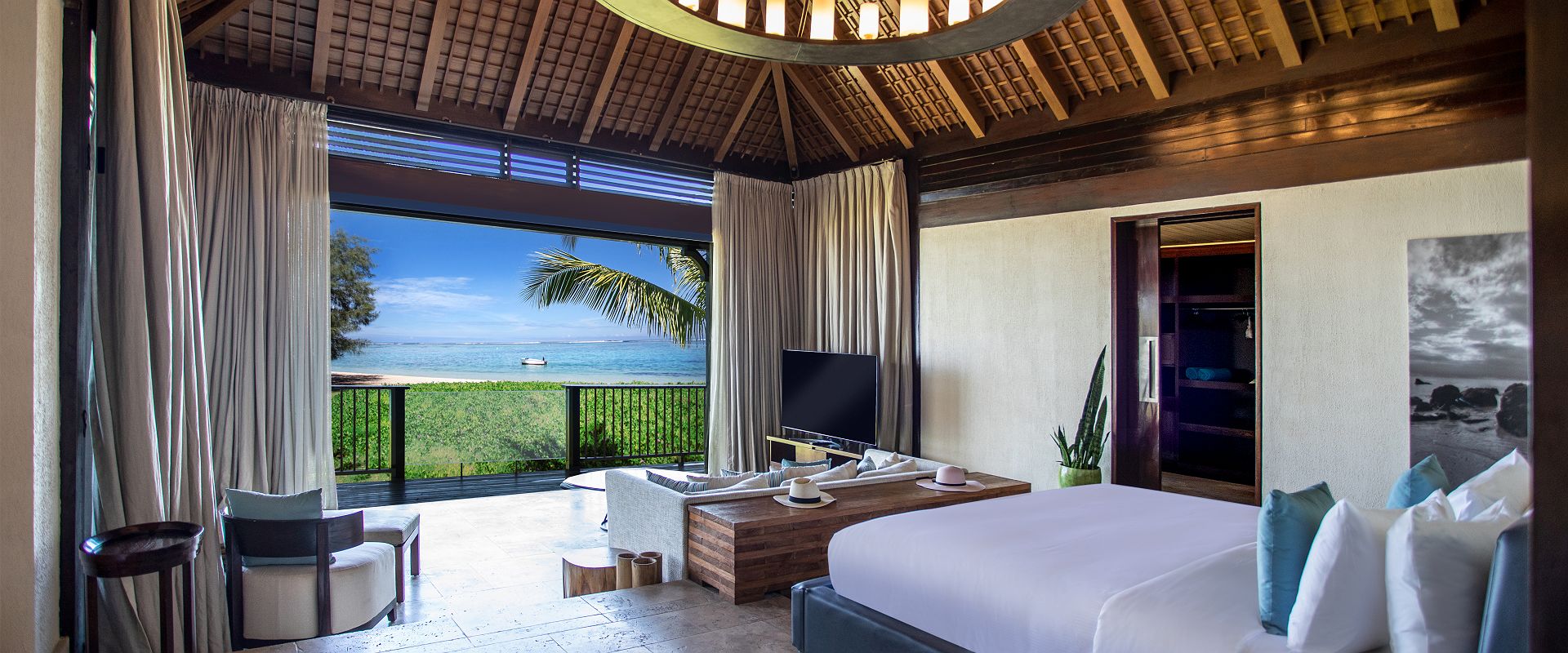 st regis le morne   grand beachfront villa   ile maurice