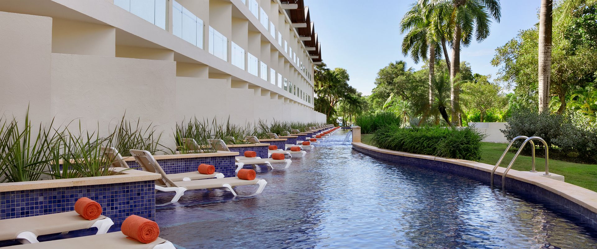 dreams la romana   rep dom   preferred swim out room