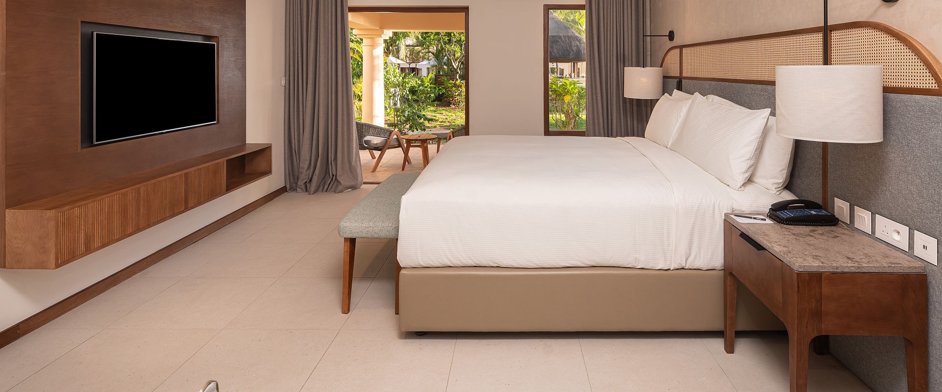 hilton mauritius resort  spa   beachfront family suites   ile maurice