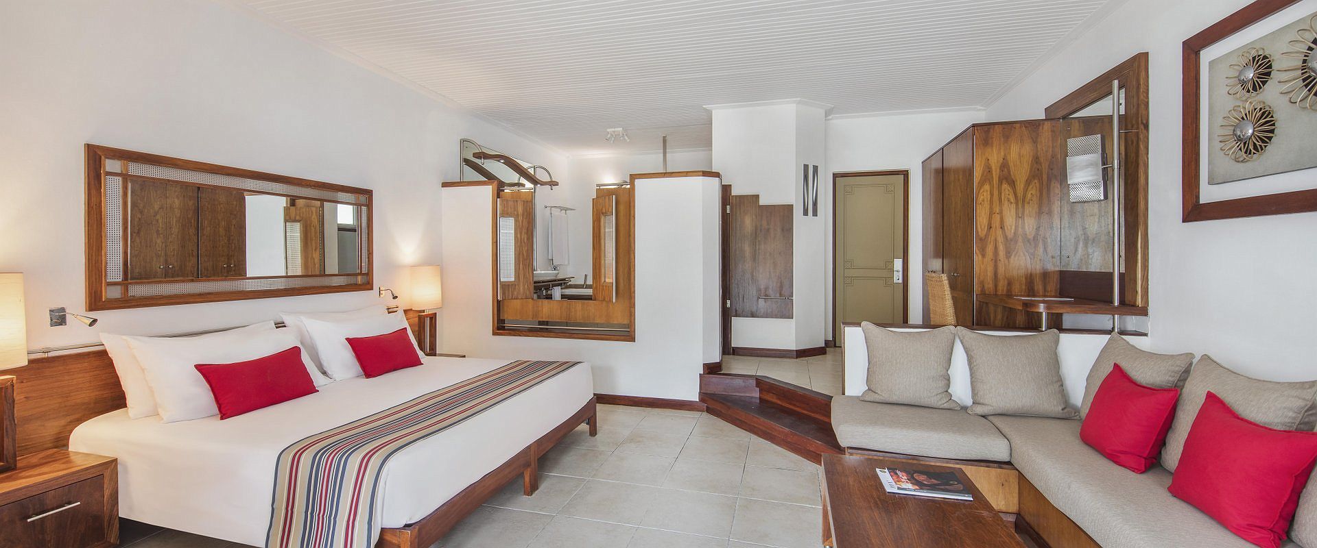shandrani beachcomber  tropical room   ile maurice