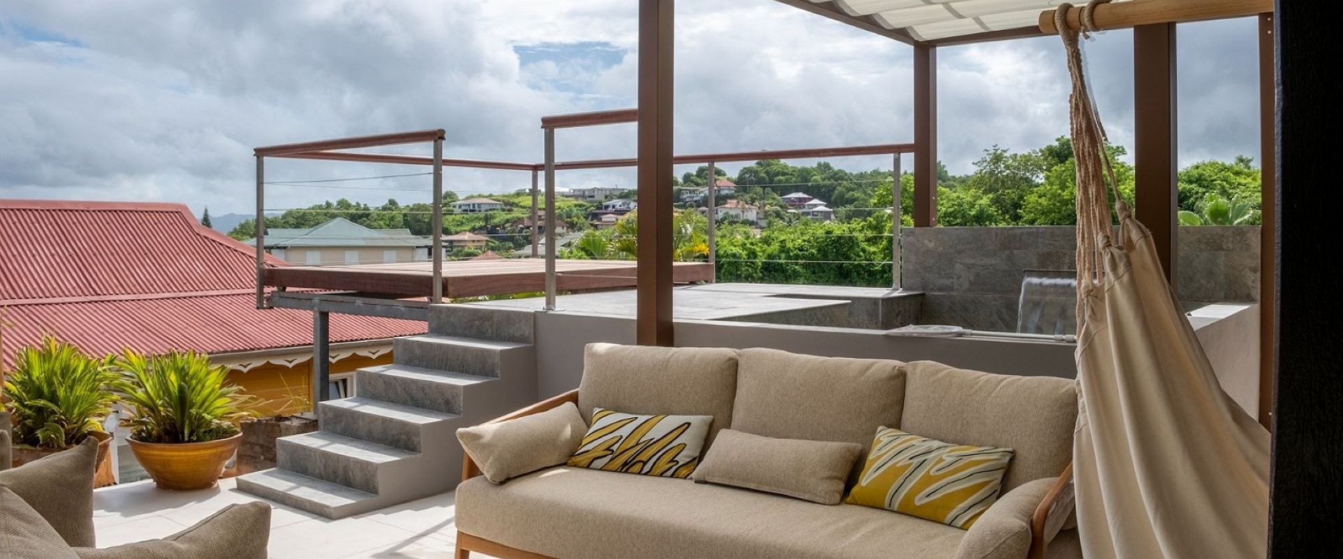la suite villa   villa grand luxe piscine   martinique