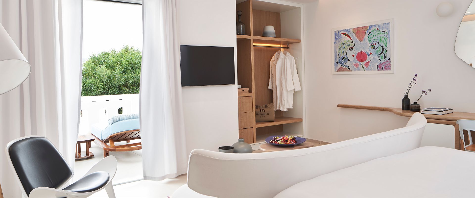 myconian kyma   paragon junior suite   grece
