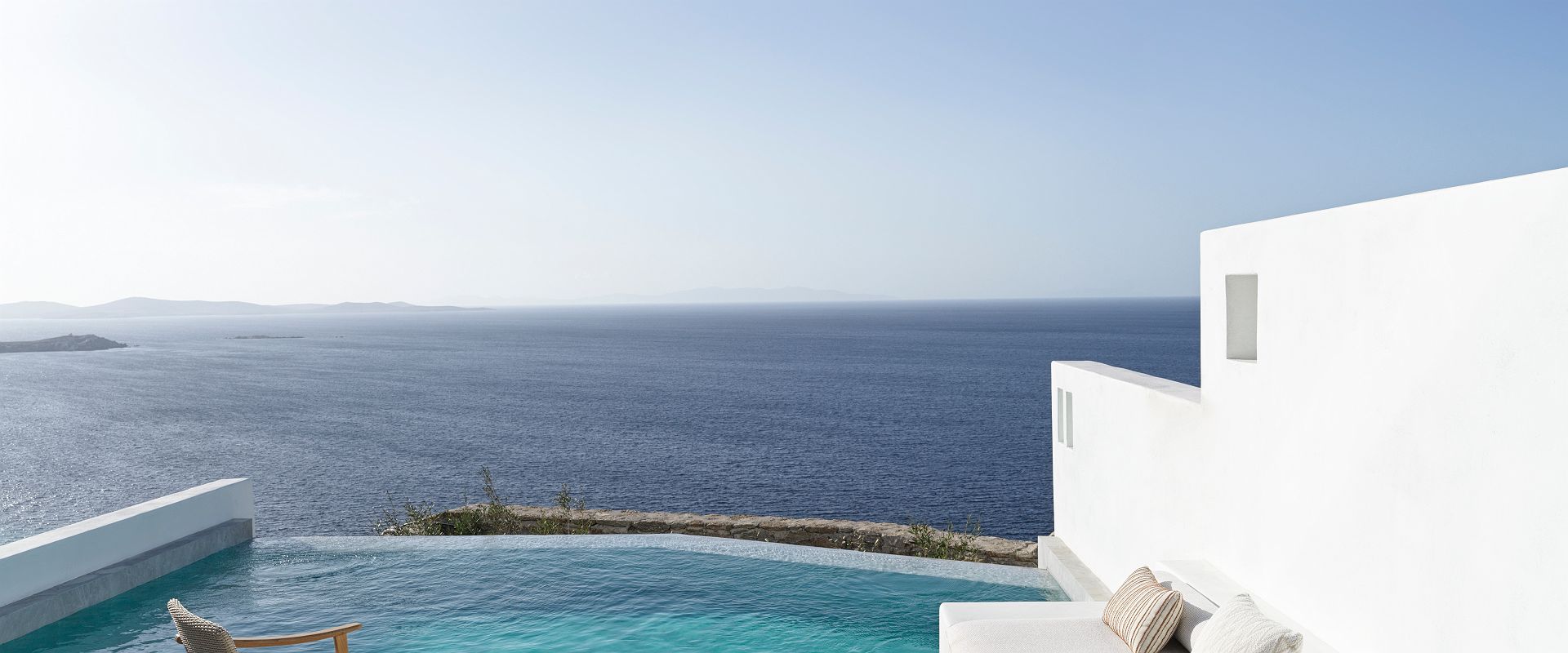 deos mykonos   alpha residence   grece