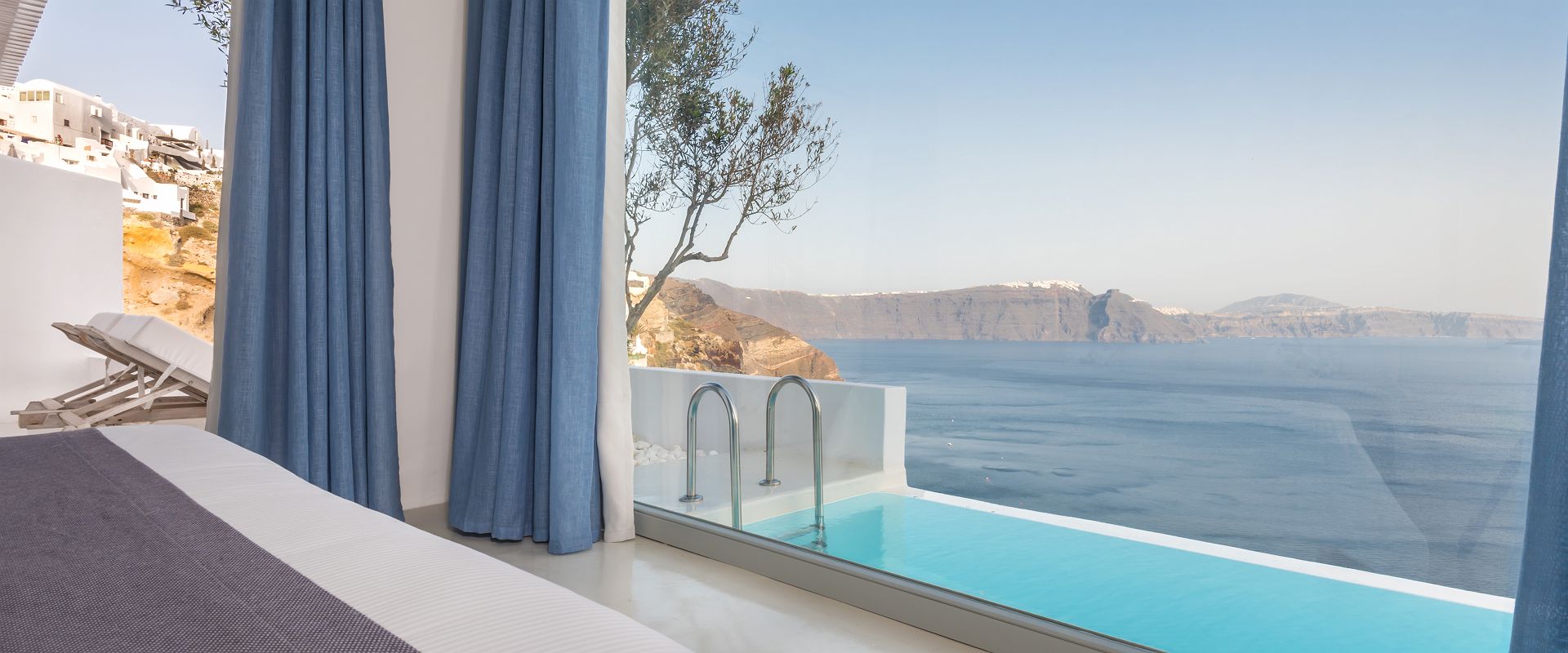andronis luxruy suite   exclusive suite with infinity pool  grece 
