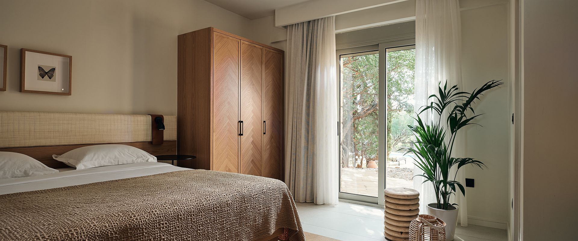 domes of elounda   private residence three bedrooms with private pool   grece