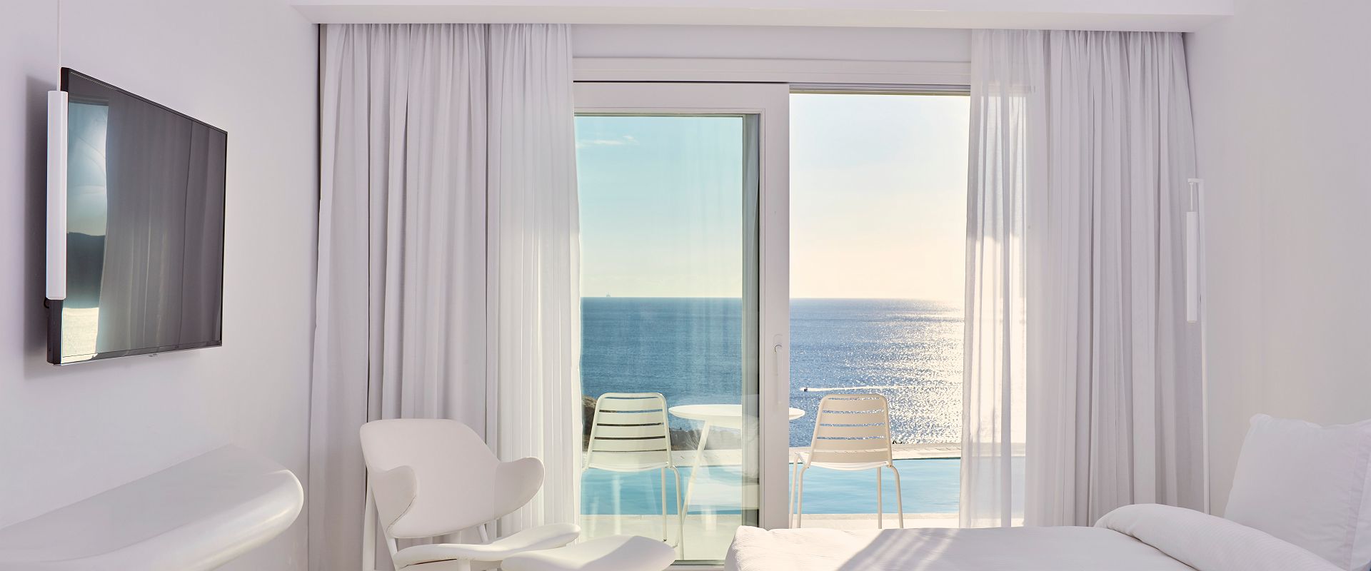 myconian imperial   superior room pool   grece