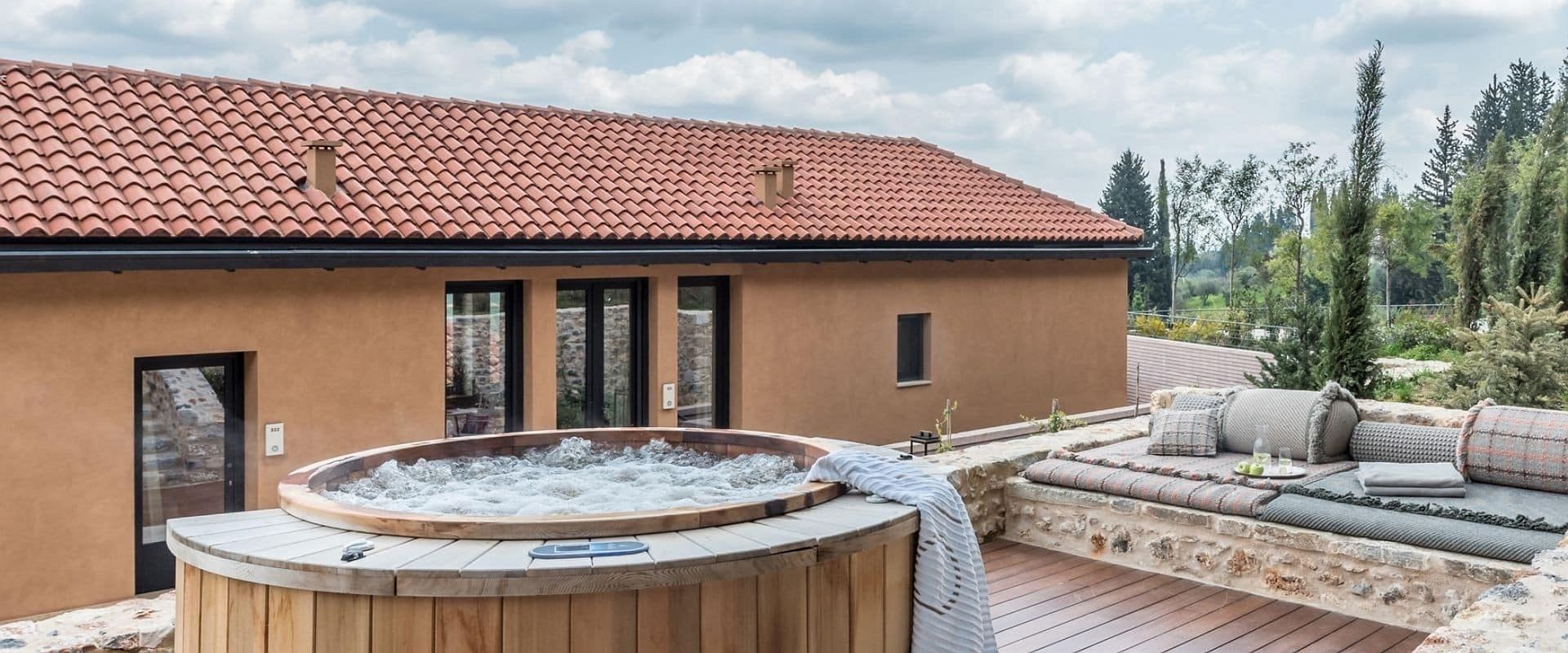 euphoria retreat  byzantium grand suite   grece