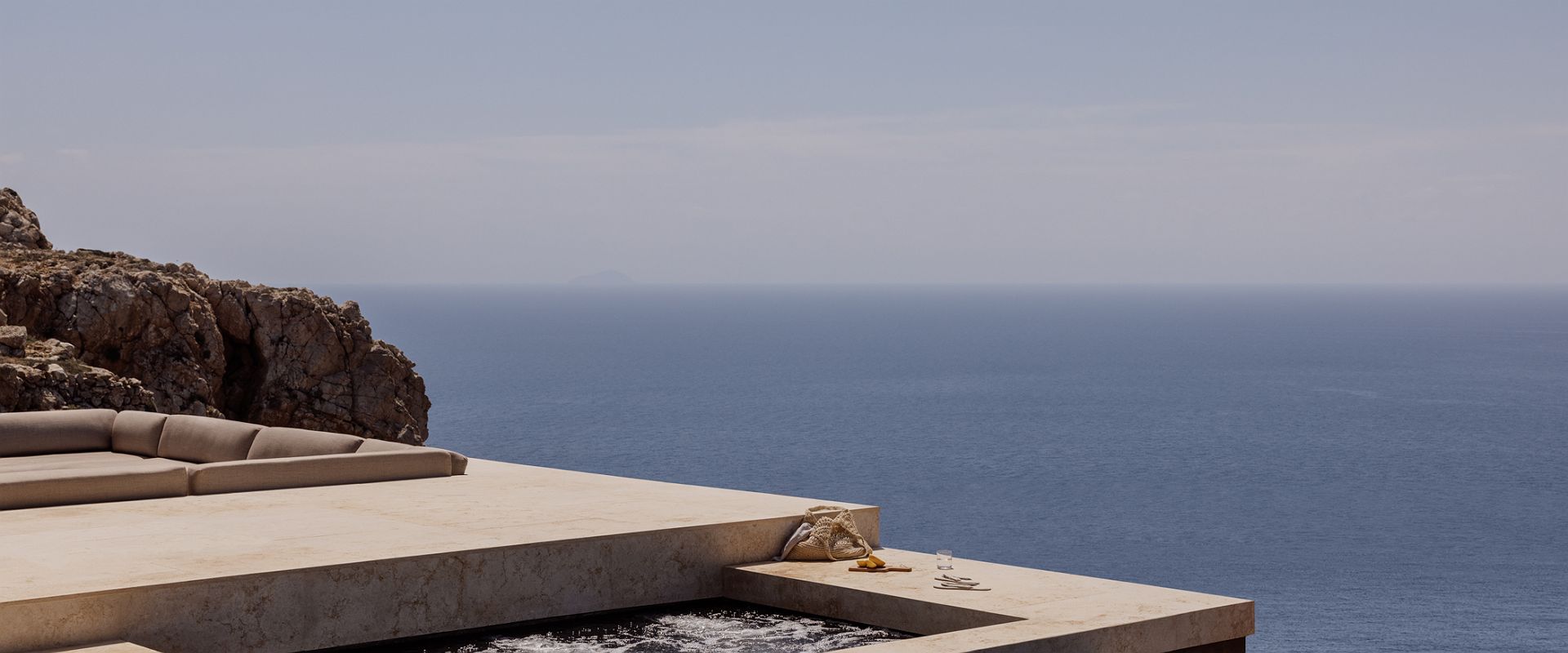 gundari  cliff front four bedroom villa   grece