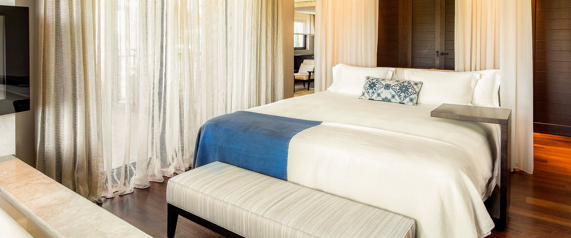 romanos costa navarino   grand garden view   grece 