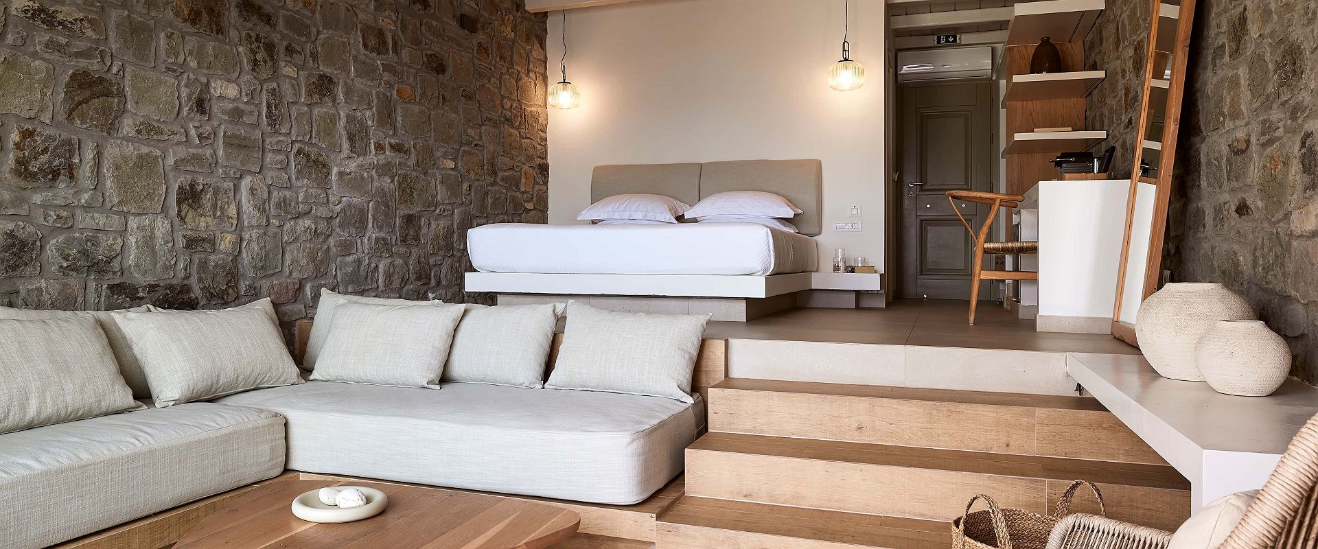 milos sea resort   grand suite   grece