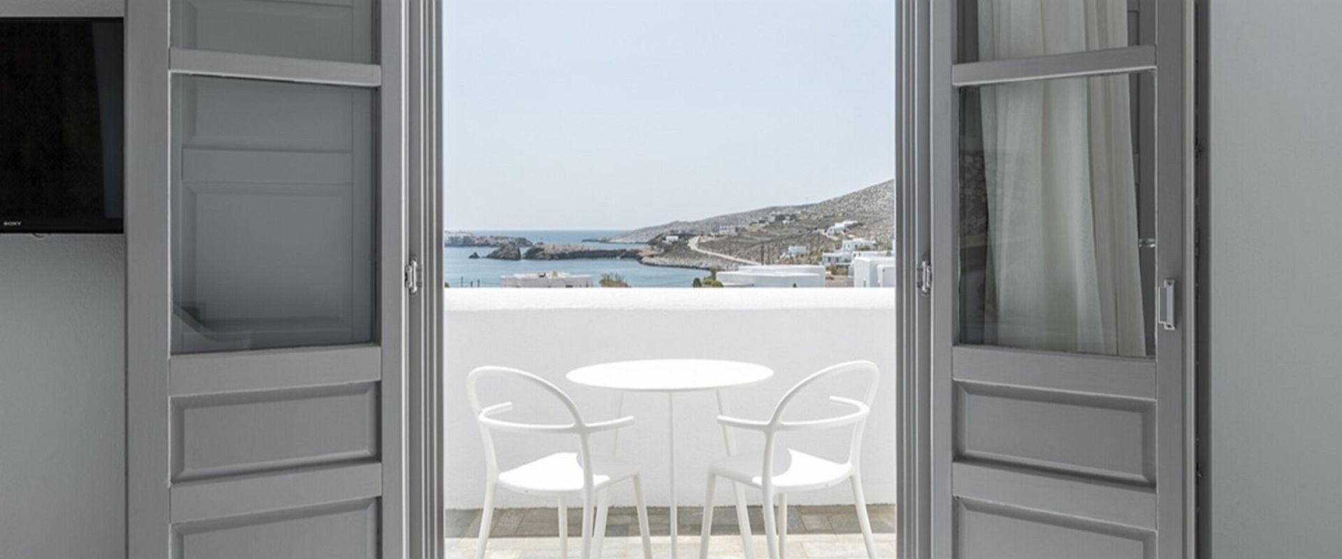 anemi hotel  spa   elegant  room   grece