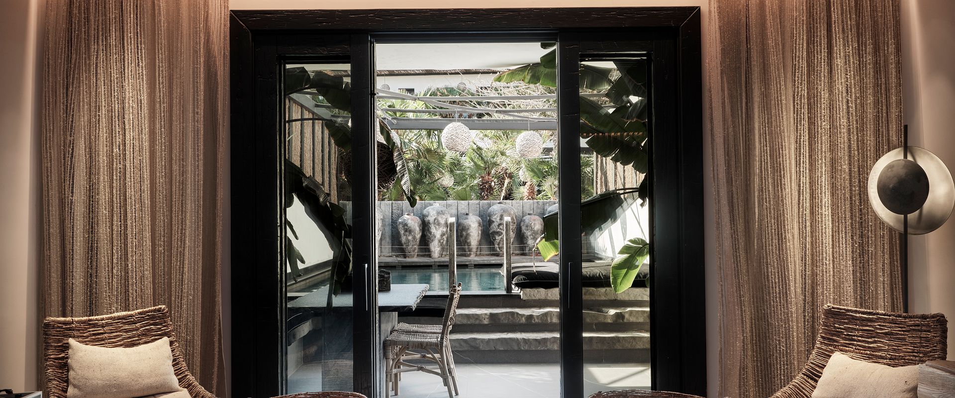 myconian o   eos with private pool   grece