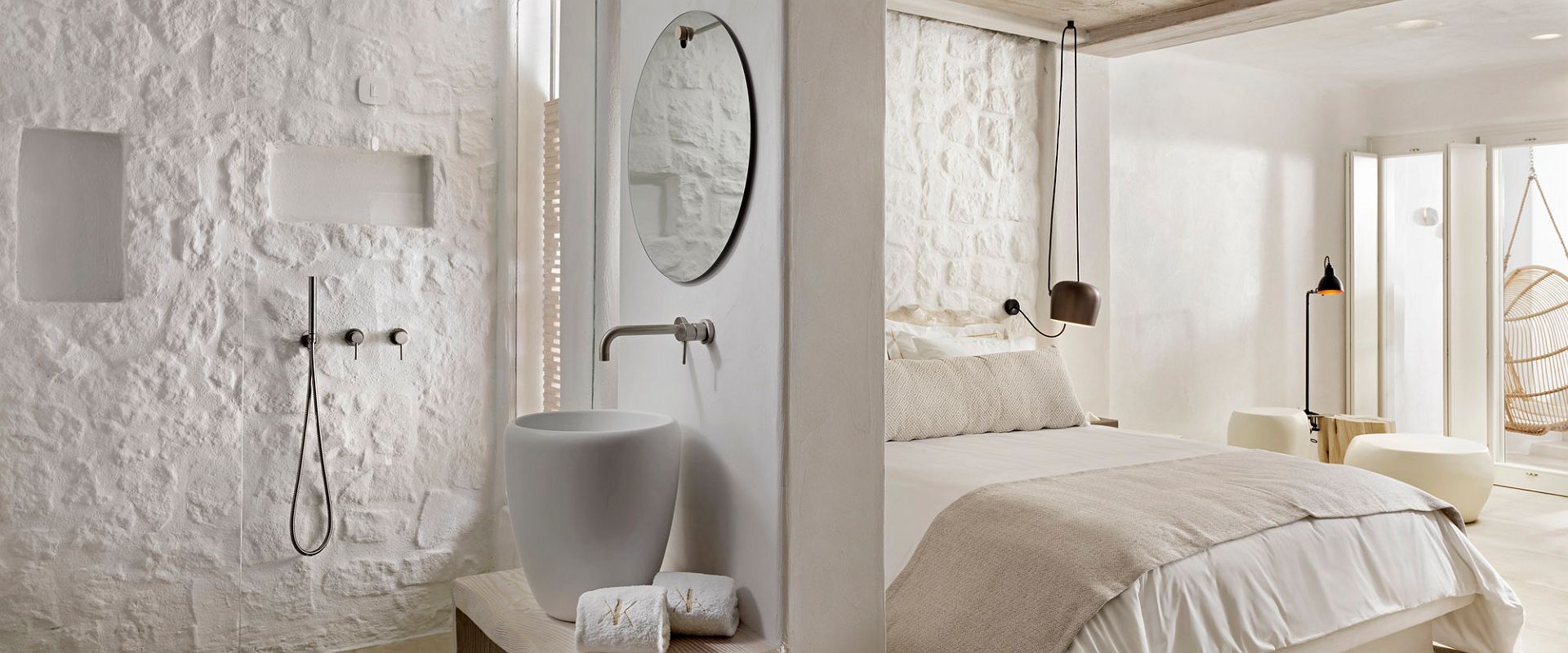 myconian kove   zen interior room   grece 