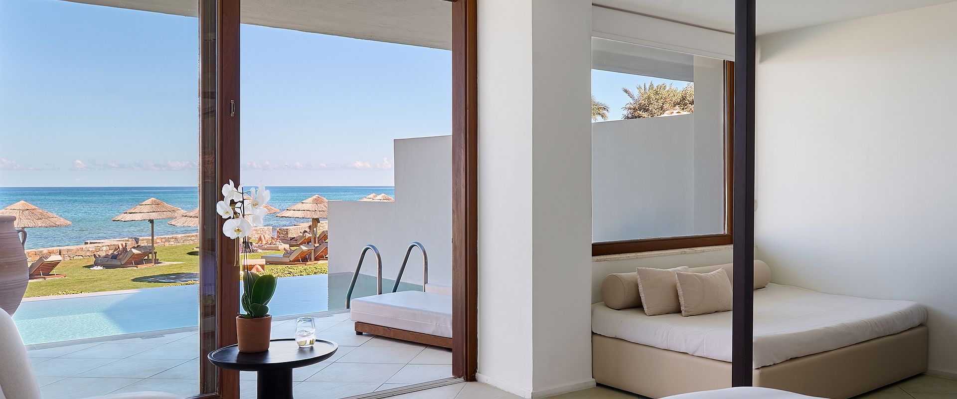 amirandes grecotel   junior bungalow suite waterfront private pool   grece