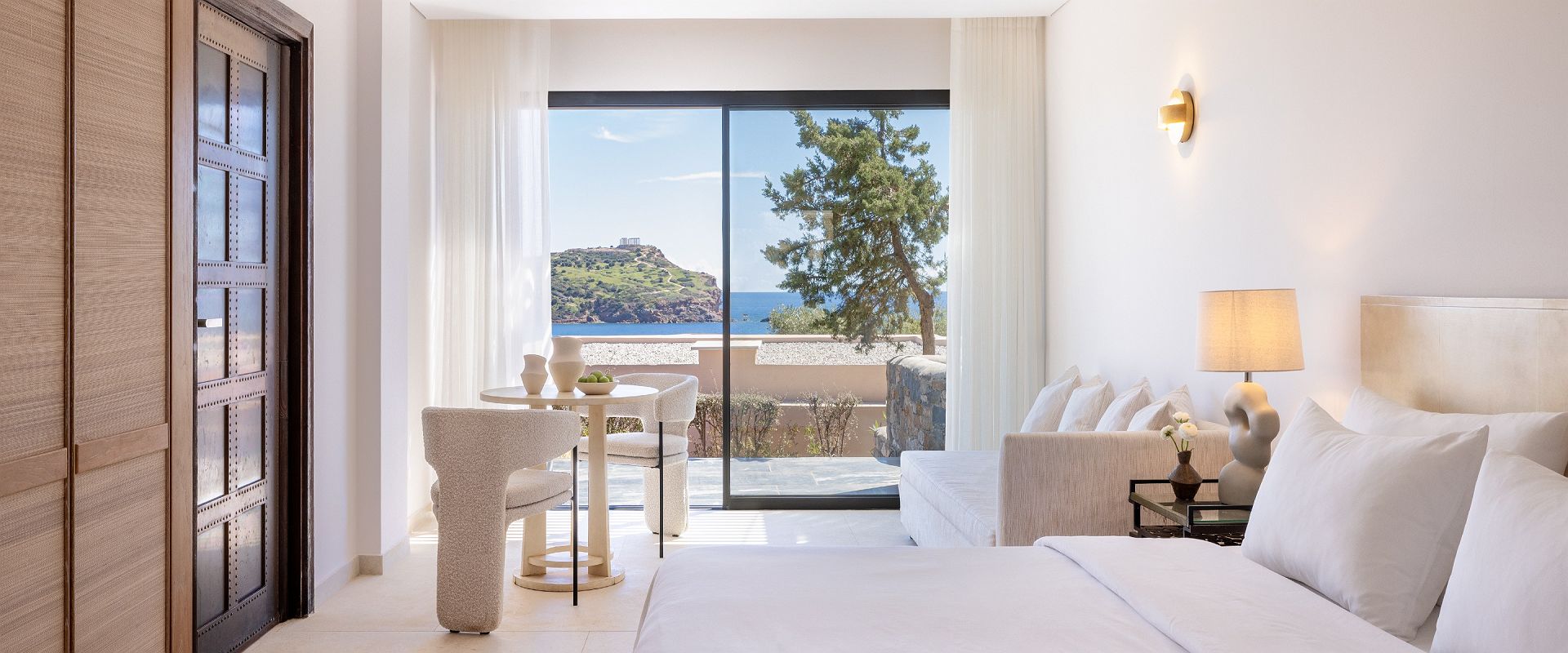 cape sounio grecotel   deluxe bungalow temple  sea view   grece