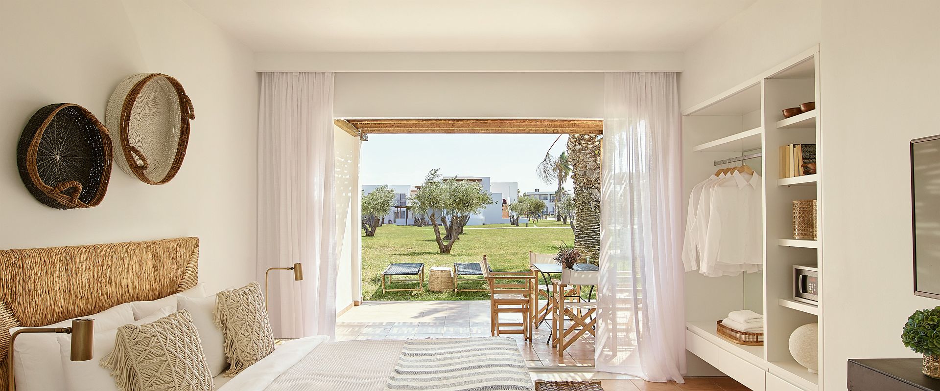 casa marron grecotel   casa grande   grece