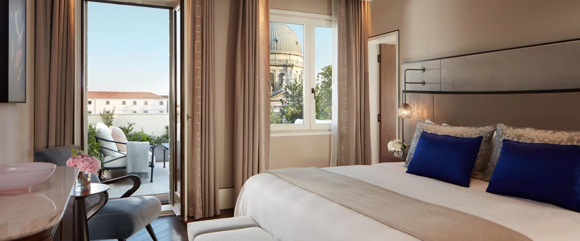 st regis venice   roof garden suite   italie
