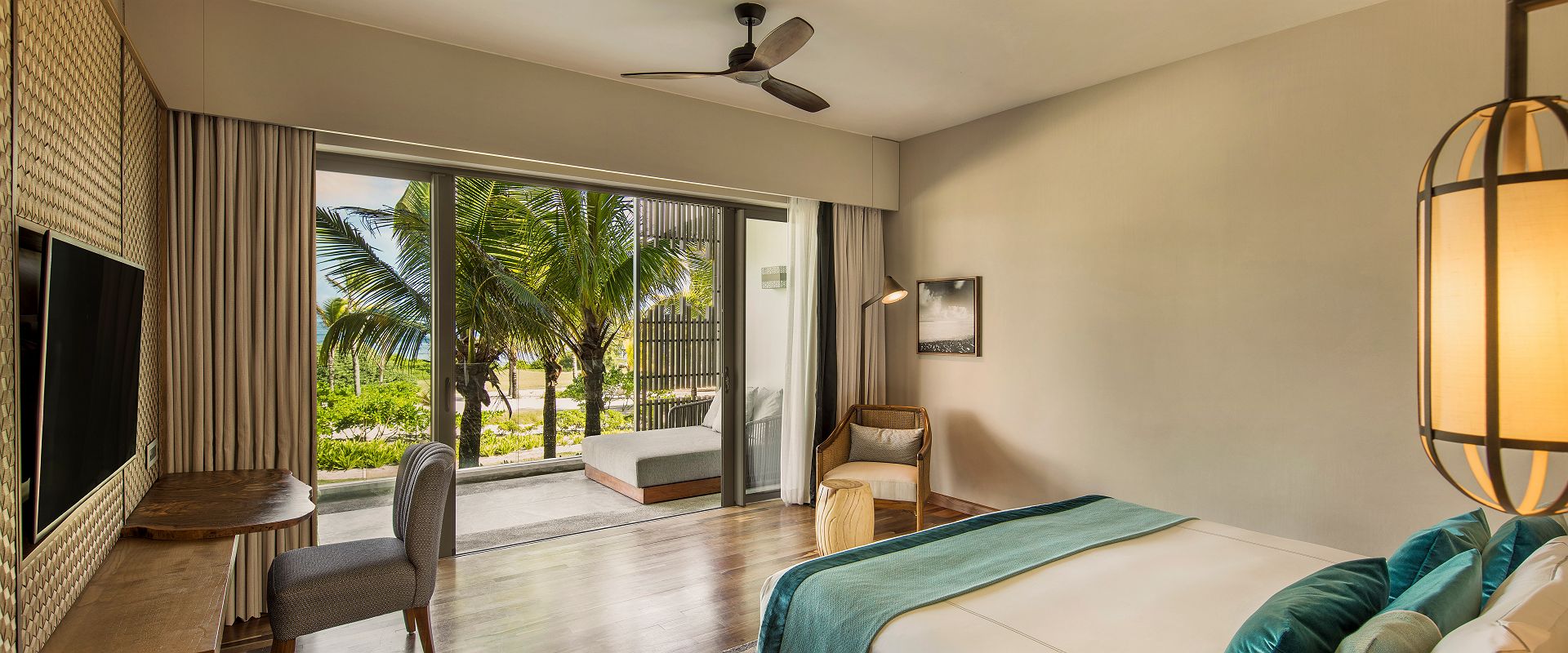 constance le chaland   deluxe beach access room   ile maurice