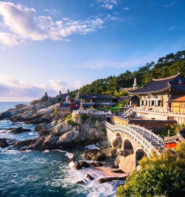 Corée du Sud - Temple Haedong Yonggungsa en bord de mer à Busan