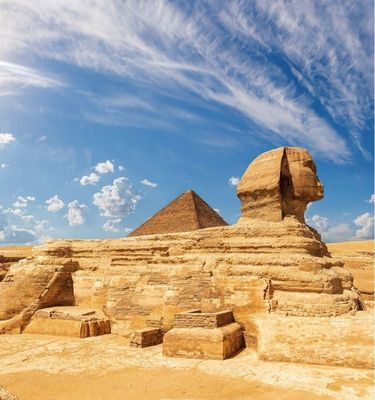 Le Sphinx et la Grande Pyramide, en Egypte