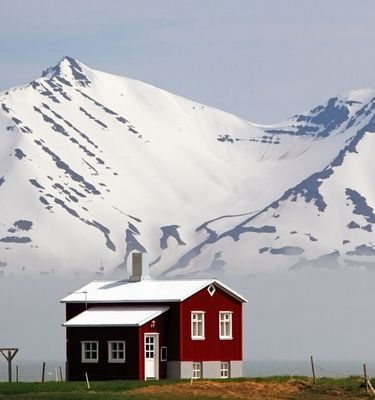 Maison dans un fjord en Islande