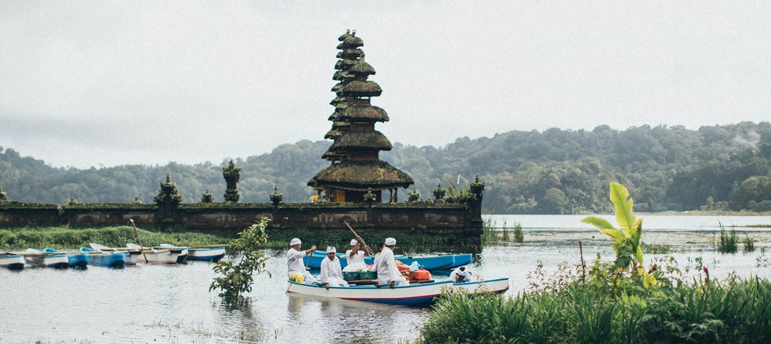 Lac à Bali