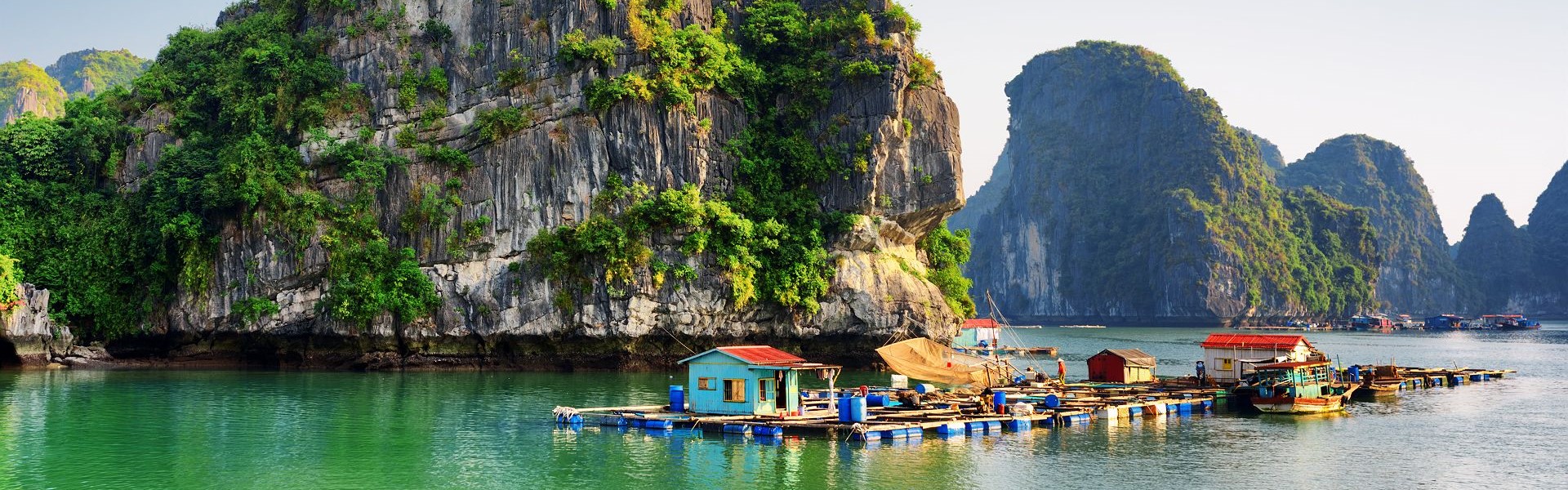 village flottant à la baie d'halong
