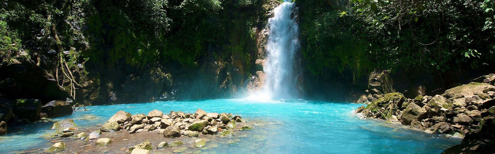 rio celeste parc national du volcan tenorio